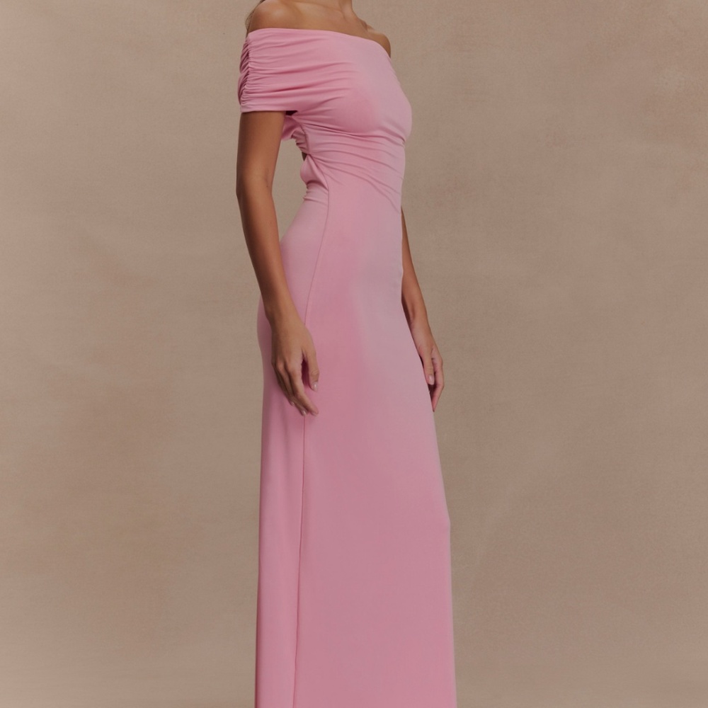 Off Shoulder Maxi Dress - Picture 4 of 7
